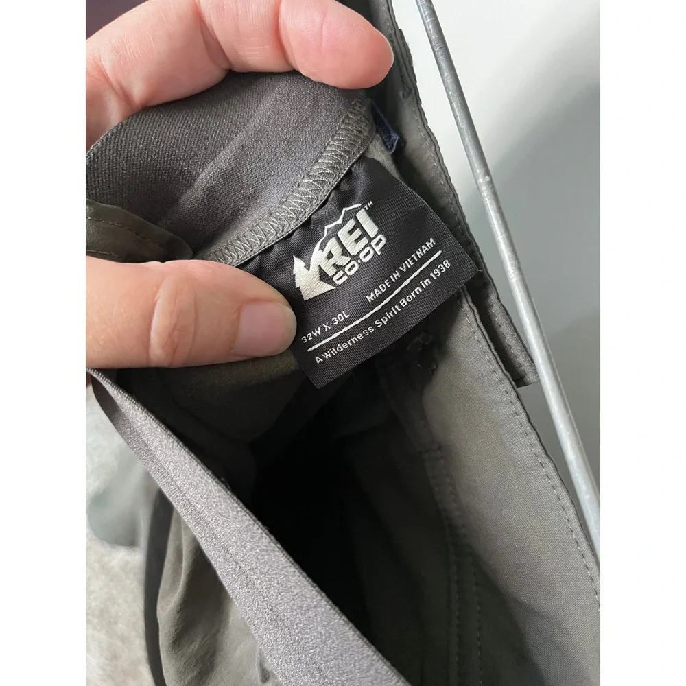 REI Co-op Mens Hiking Pants 32x27.5 Dark Olive Green Cargo Outdoor Trousers
